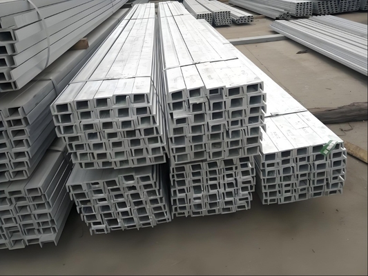 JIS Standard SS400 75x40x4x7mm U Channel Steel للمواد البناء المعدنية 1-12m الطول
