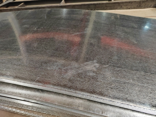 Z70-Z275 طلاء الزنك طلاء مسبق لفائف الصلب المغلف مع خدمات قطع المباني