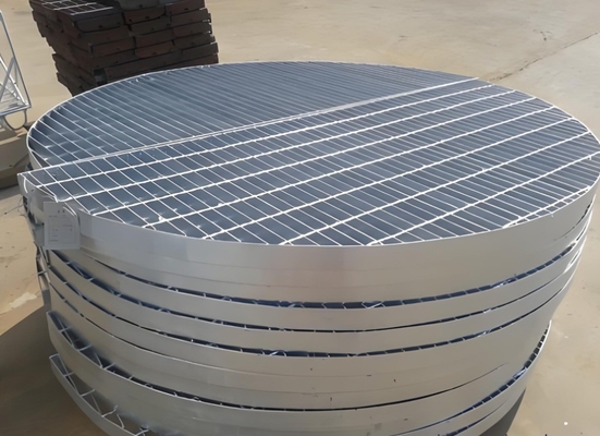 1m x 1m الحديد الشبكية حمامة أرضية الشواية مع 50mm عبر شريط مساحة التصميم الصناعي