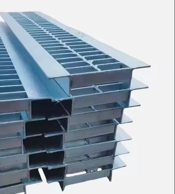 صناعة الغلاية الوزن الثقيل الفضة السلالم الفولاذية المصنوعة من الصلب السلالم القطط مع الممر