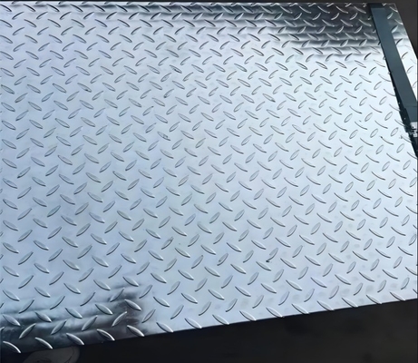 الصفيحة الفولاذية المصنعة مع 40g / m2 طبقة الزنك وحجم مخصص 1250/1000mm