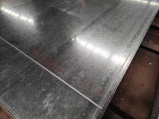 5.75*1500mm لحام صفيحة الفولاذ المغلفة لطلاء البناء Z41-Z60 قابلة للتخصيص